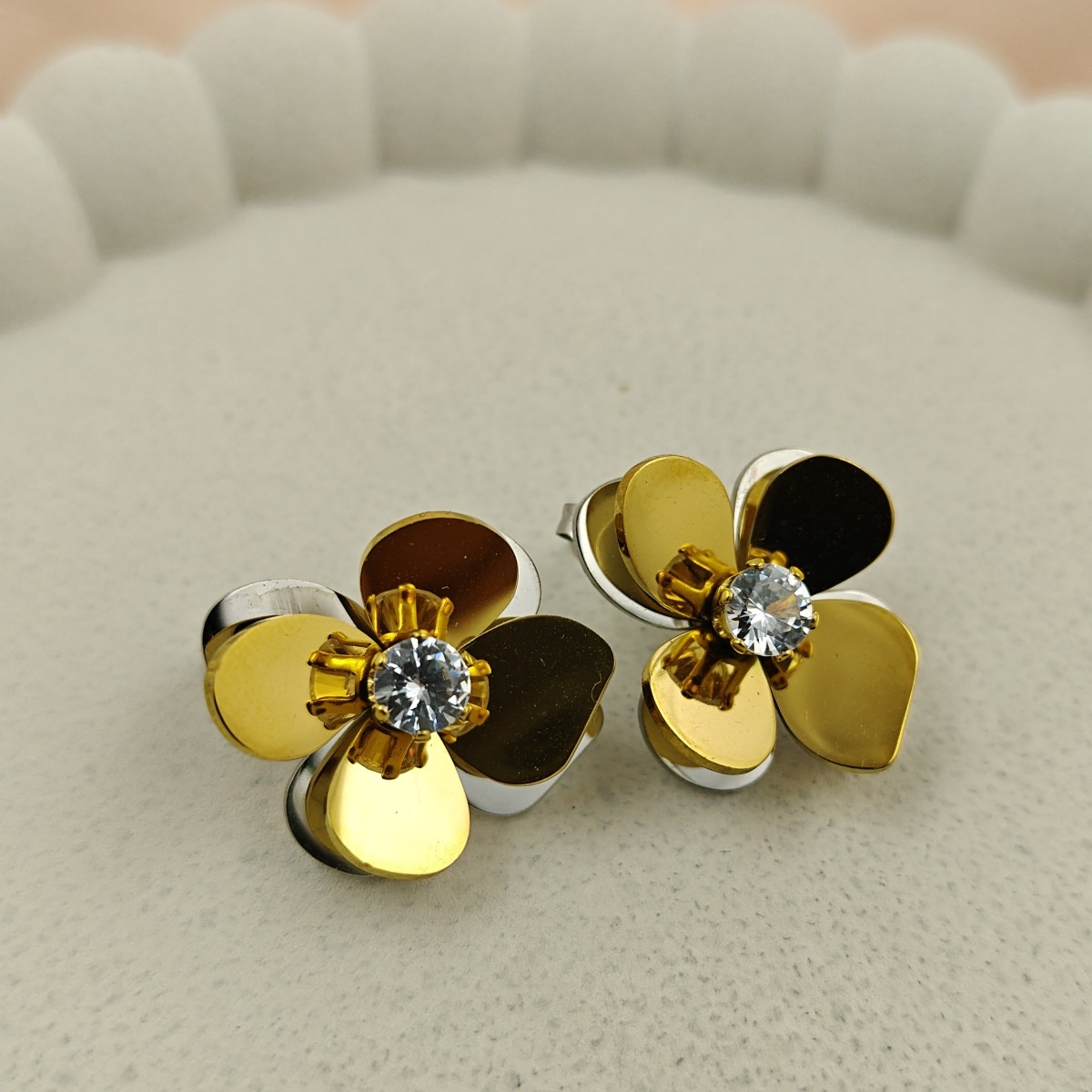 Floral Sparkle Earrings - Hover