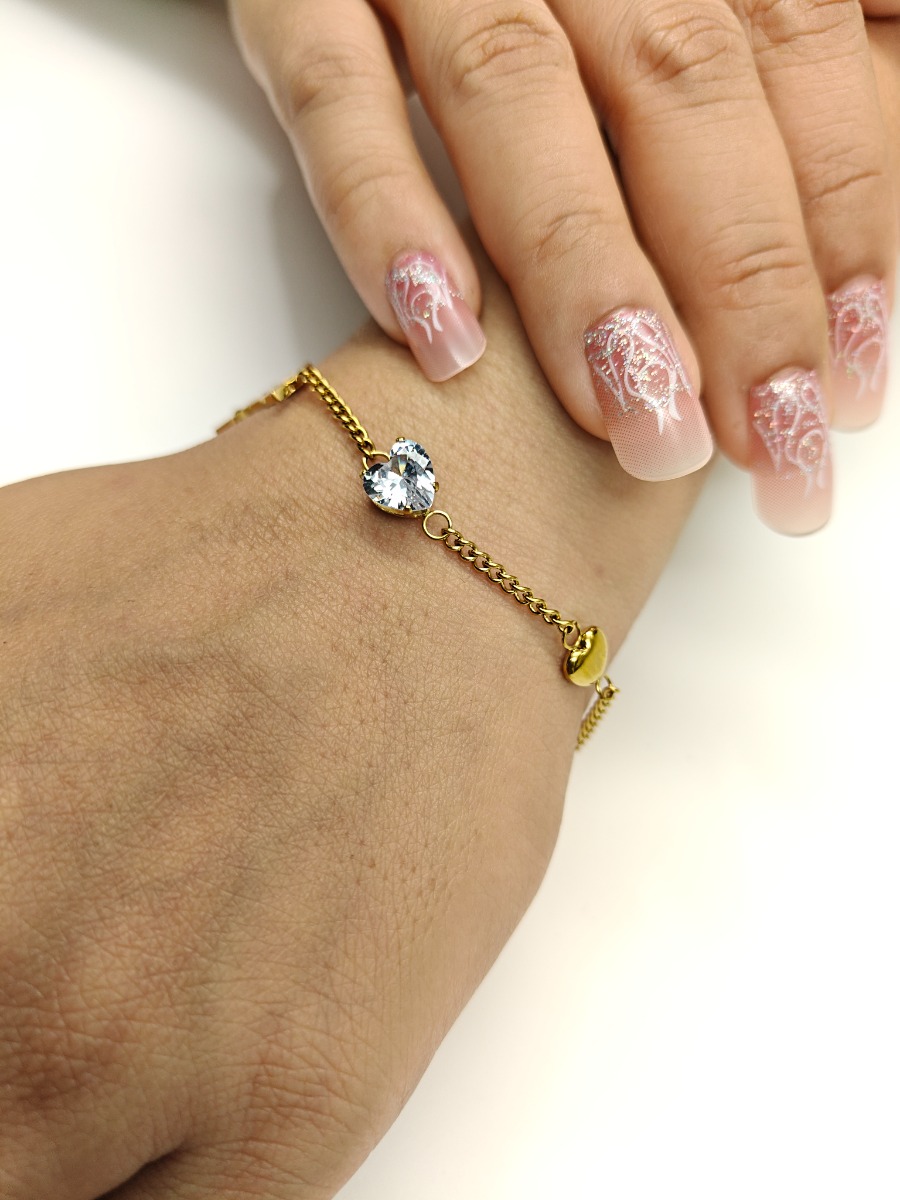 Love & Luxury Bracelet - Hover